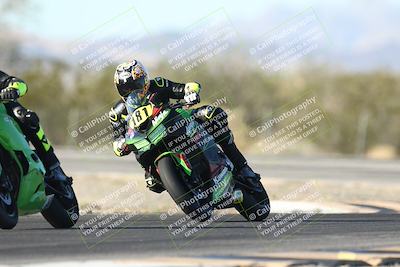 media/Dec-06-2025-CVMA (Sat) [[4a896cc04c]]/Race 9-500-400-350 Supersport/